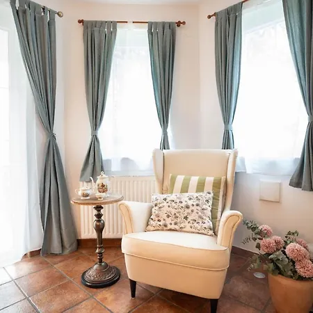 Alpine Marcella Apartamento Zirovnica