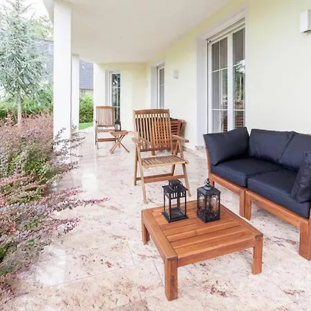 Alpine Marcella Lejlighed Zirovnica