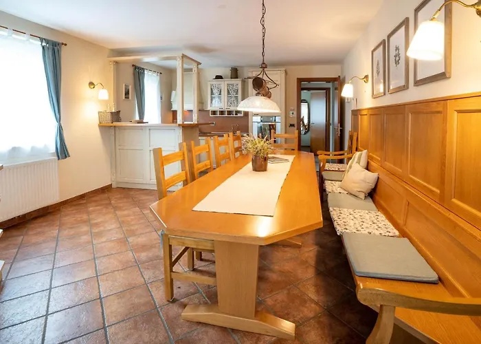 Alpine Marcella アパート